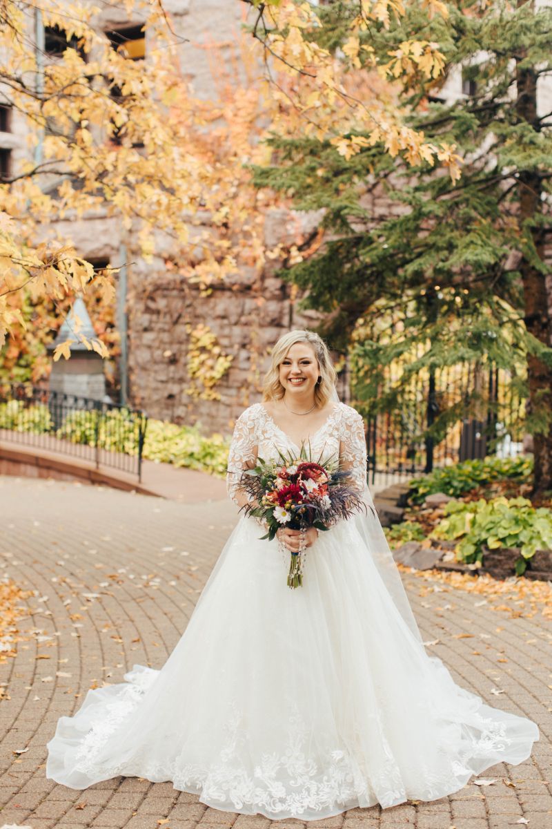 Bride and groom Van Dusen Mansion fall wedding 