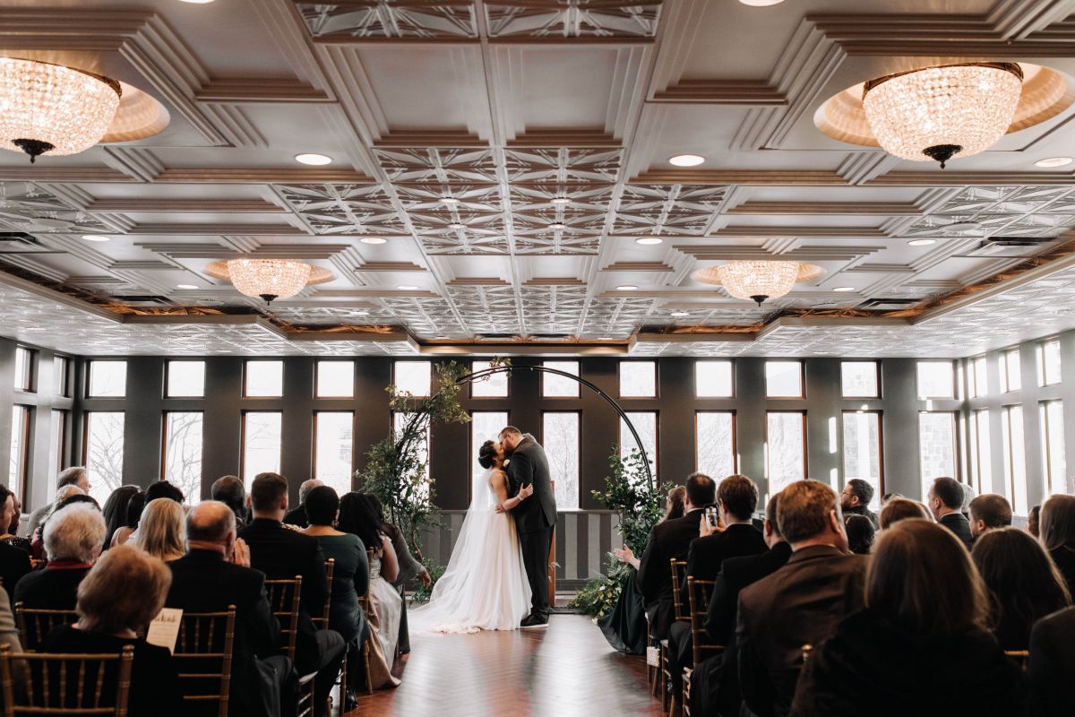 Van Dusen Mansion winter wedding 