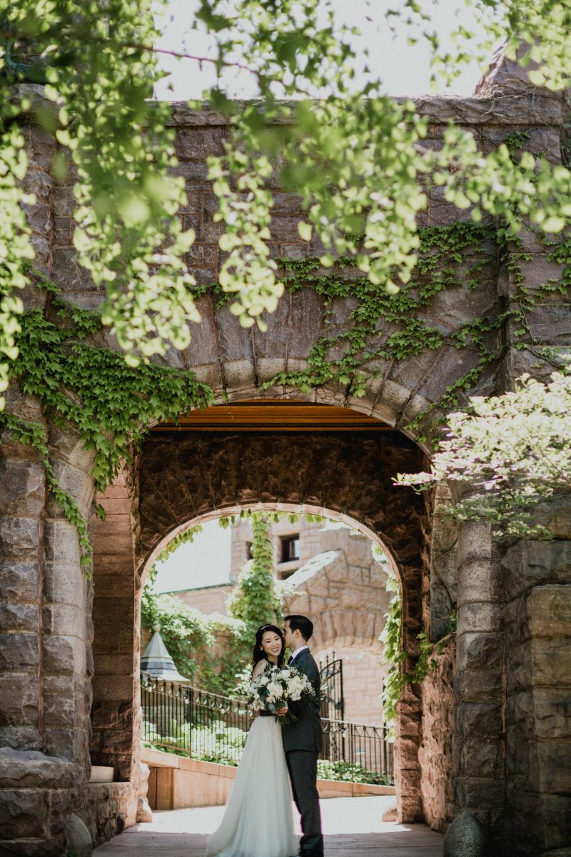 Bride and groom Van Dusen Mansion spring wedding 