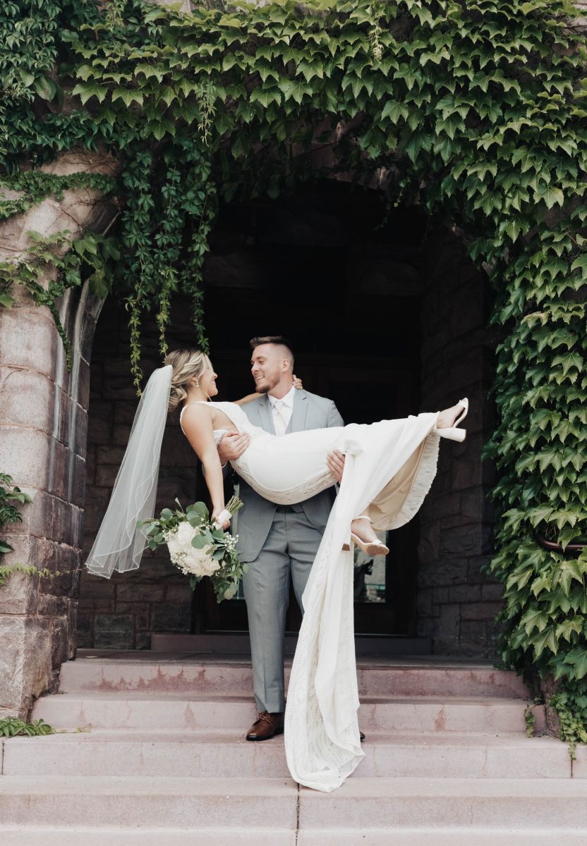 Van Dusen Mansion summer wedding 