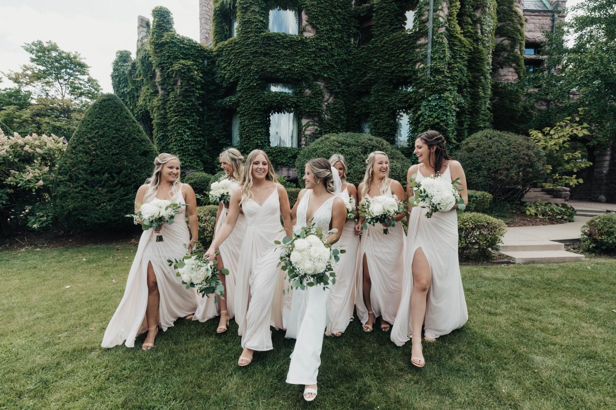 Van Dusen Mansion summer wedding 