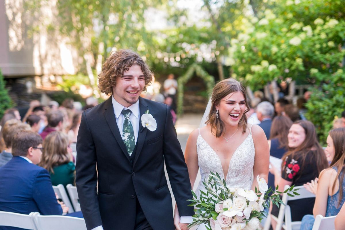 Van Dusen Mansion summer wedding 