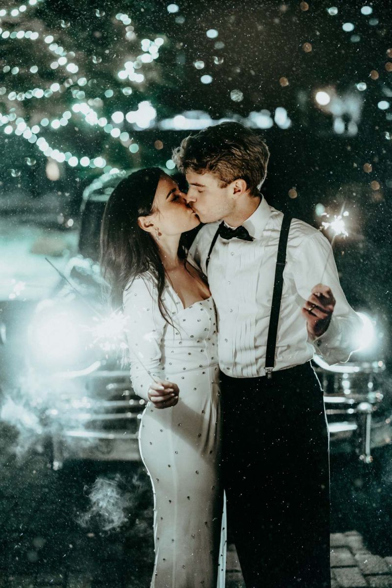 Van Dusen Mansion winter wedding 