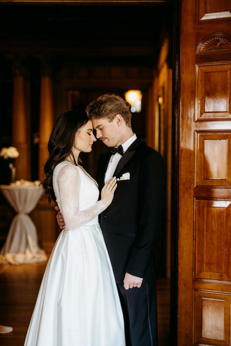 Van Dusen Mansion winter wedding 