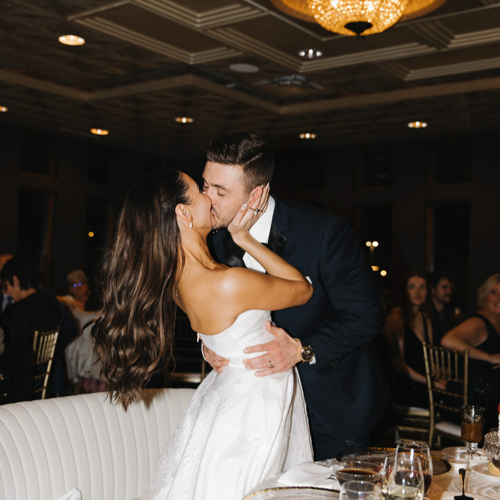 Elisa&AndrewWarren-VDM-JenniferJanePhotography-resized-186.jpg
